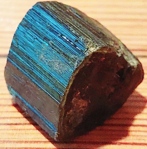 Cristal De Turmalina Verde 2 Cm 1