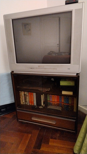 Televisor Philips 29 Pulgadas Incluye Mesa 0