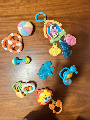 Lote De Juguete De Bebé  Usados 0