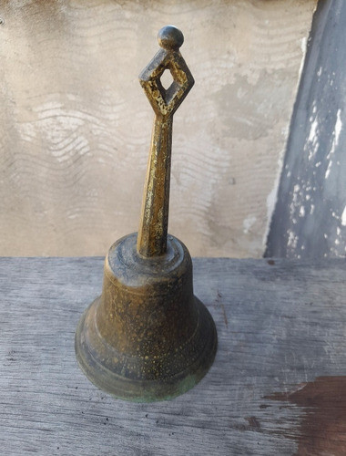 Campana De Bronce Gotica Siglo 18 0