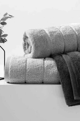 Set De 2 Toallas Espalma Algodón 700 Grs 1