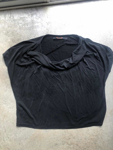 Remera Salsipuedes Talle M 55 Cm Largo X 57 Ancho 0