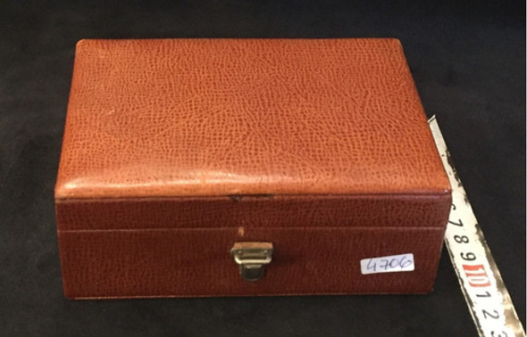 Antigua Polvera De Cuero- La Casa De Honduras (4706) 1