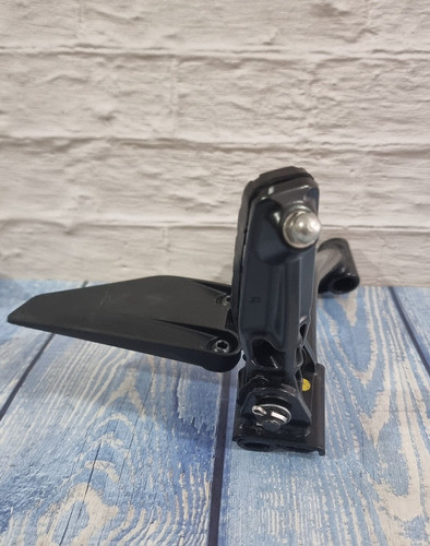 Soporte Apoya Pie Trasero Ktm Duke 200 Ng (derecho) 1