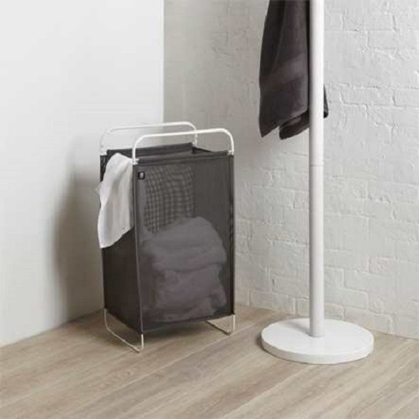 Cesta Canasto Para Ropa Sucia Gris Cinch Umbra 1