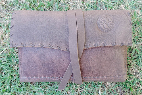 Tabaquera Artesanal 100 % Cuero. Gregorio Cueros 0