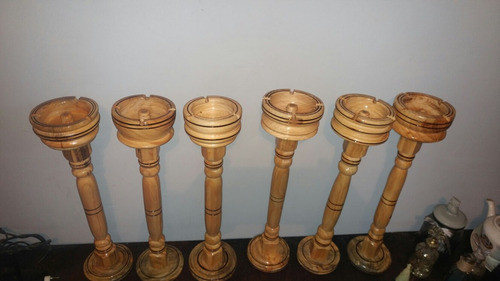 Ceniceros De Pie De Madera Torneados 1