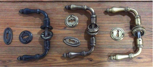 Elcarreton Picaporte Labrado Chico Bronce Macizo Replica 0