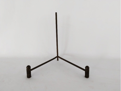 850: Suporte De Prato Em Metal 0