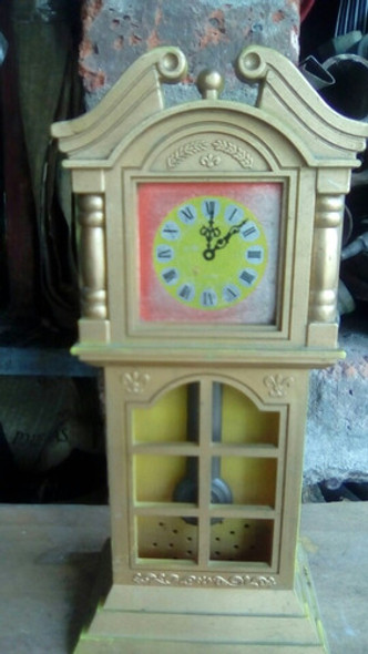 Antigua Radio Forma Reloj Transistores Solo Am Hong Kong 1