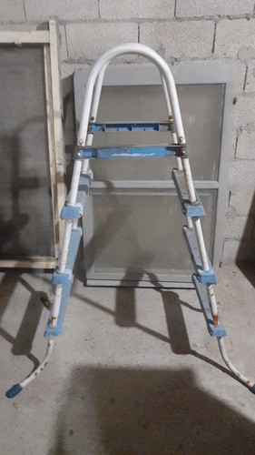 Escalera Piscina 500 Pesos Con Detalles Alta Altura Total 1