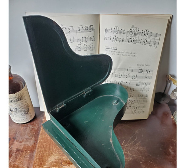 Antiguo Pianito De Metal, Deco Cofre 0