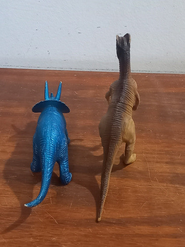 Lote 2 Dinosaurios Juguete 1
