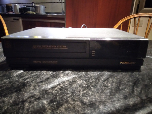 Antigua Video Casettera Vhs Noblex 4 Head 0