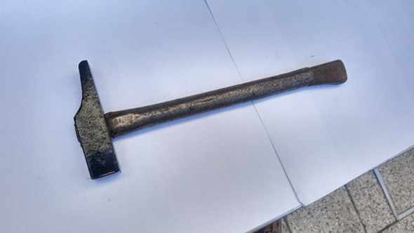 Martillo  Tipo Cabeza  Acero Forjado Mango  Madera Hierro 1 Martillo  Tipo Cabeza  Acero Forjado Mango  Madera Hierro 1