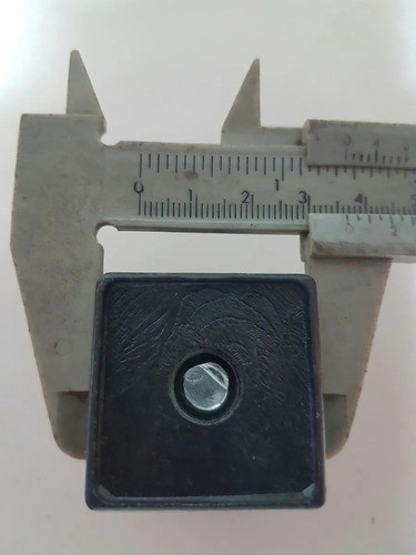 10 Uni Regatones  40 X 40 X 22 Mm Macizo Con Pata Grande Atr 1