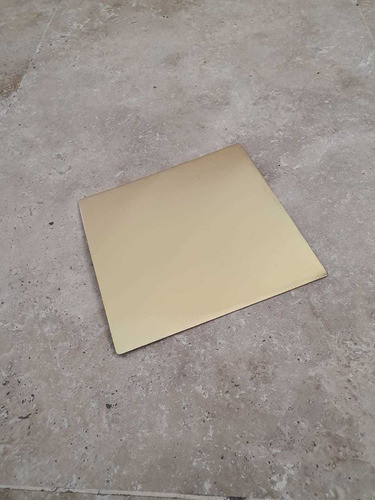 Base Cuadrada Dorada Para Torta 31x31cm X40 Unidades 1