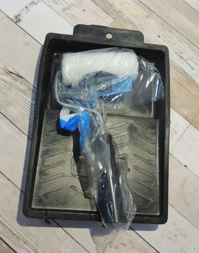 Combo Rodillo Matezz Mini Epoxi 10 + Bandeja Pintor 0