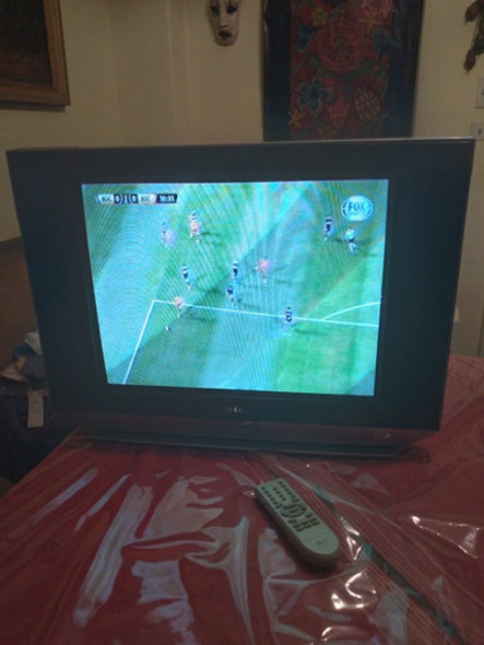 Televisor Plano De 21 Pulgadas.LG. 0