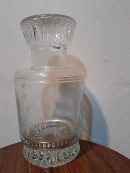 Whiskera Antigua Cristal Con Tapon 1