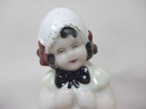 B. Antigo - Boneca Ou Menina Em Porcelana Alemã Antiga 0