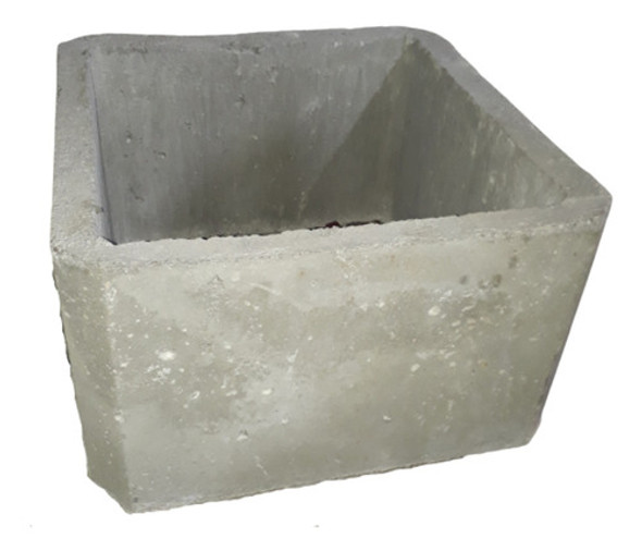 Cubo 60 X 60 X 40 Hormigón 0 Cubo 60 X 60 X 40 Hormigón 0