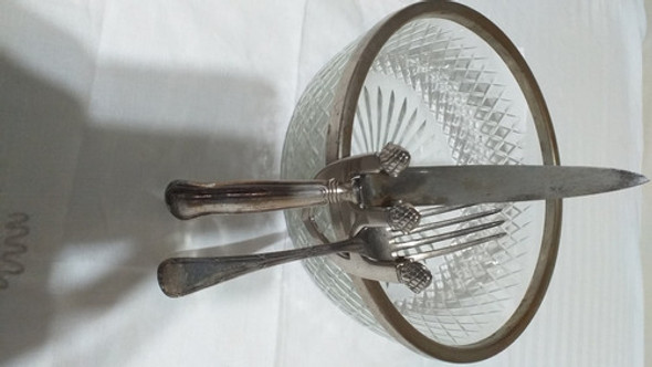 Exquisito Único Soporte Cubiertos Baño Plata Ensalada Y Otro 0