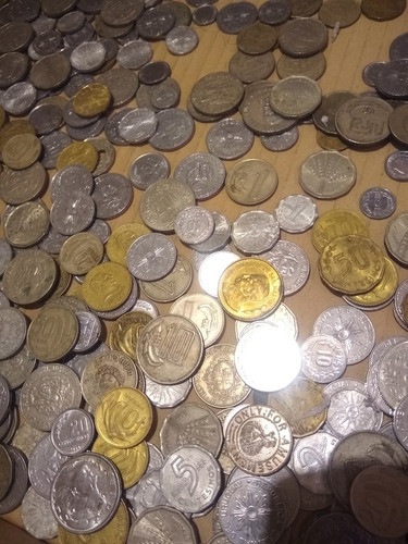 Monedas De Colección Mas De Trescientas Un Regalo!! 0