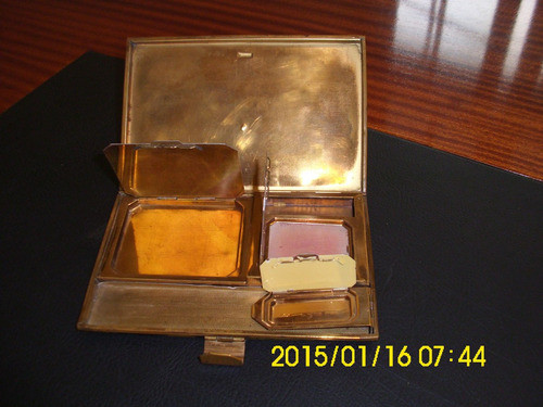 Antigua Petaca Tipo Clucht De Metal Dorado Con Baño De Esmal 1