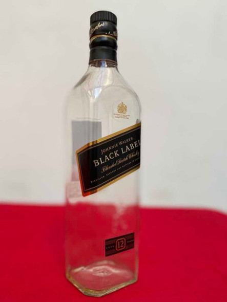 Botella Wisky Black Label 1
