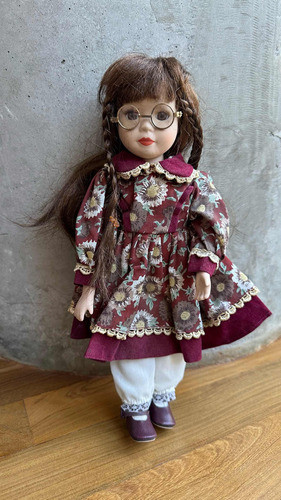 Muñeca De Porcelana 0