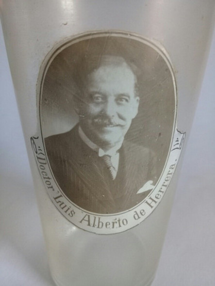 Vaso Antiguo Del Doctor Luis Alberto De Herrera Político./// 1