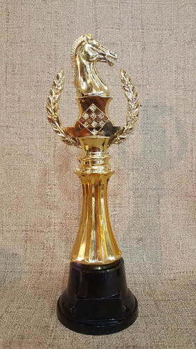 Trofeo Plástico Ajedrez 21cm Souvenir 1