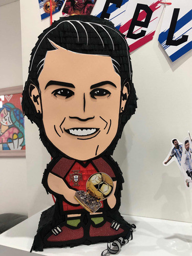 Piñata Cristiano Ronaldo 0