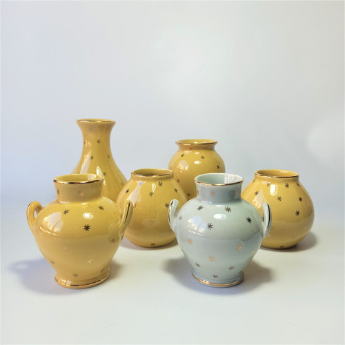 Colección De Pequeños Floreros Holandeses Gouda 0