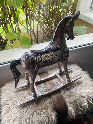 Antiguo Caballo  Marroquí Mecedor Talla Madera 45 X 40 Deco 1