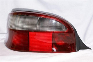 Farol Tra Izq 00 (fume) Depo Citroen Saxo 00-03 0