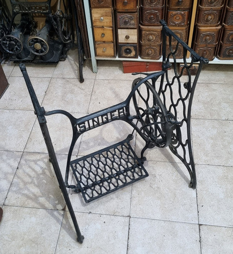 Antigua Singer Mueble Pie De Hierro De Fundición Originales 1