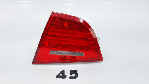 Lanterna Tampa Traseira Direita Bmw 320i Ano 2011 V2239 0