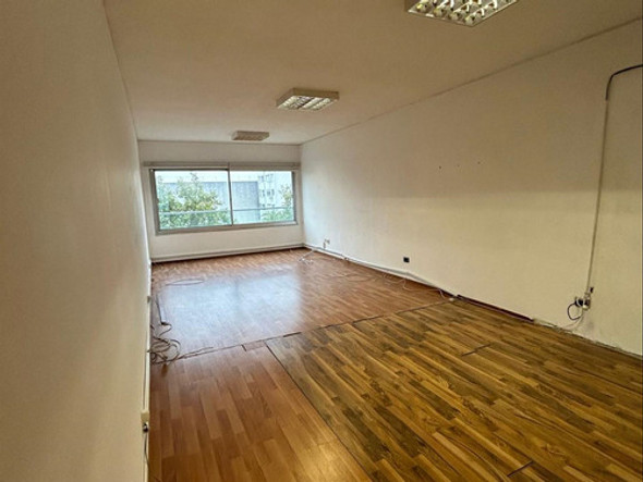 Oficina En Torre De Los Profesionales 0