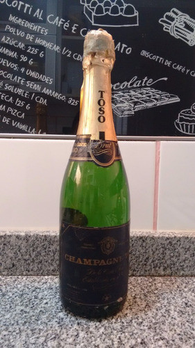 Antigua Botella De Champaña,toso 0