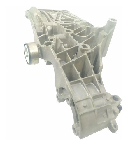 Suporte Compressor Bomba Direção Hidráulica Renault Sandero 1