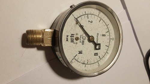 Manometro  Marca  Beyca Hasta 14 Kilos / Cm2 Diametro 100 Mm 0