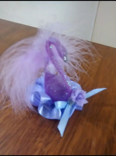 Cisnes En Porcelana Fría Souvenirs,casamientos,15 Años X12 U 1