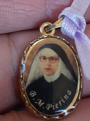 Antigua Medallita B.m. Pierina. 0