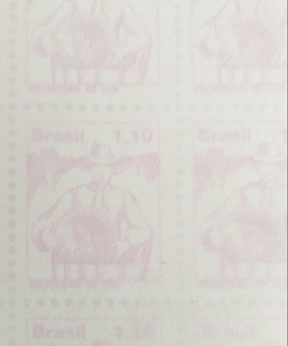Selos Folha Com 110 Selos Novos Lacrado São 02 Folhas 0