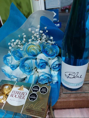 Ramo De 12 Rosas Azules C/stagnari C/bombones Ferrero 8un 0