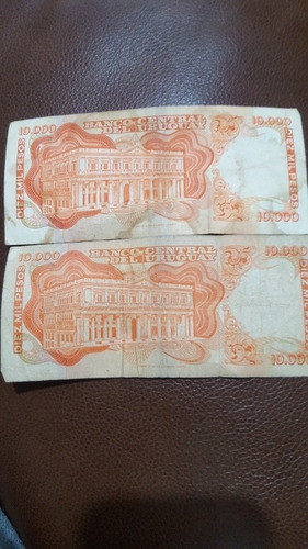 Billetes Uruguayos 2 De 10000 Pesos 1974 1