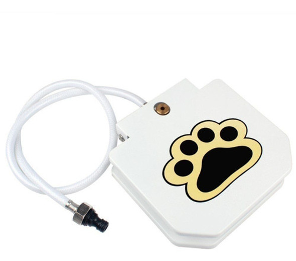 Fuente De Agua De Perro - Perro Al Aire Libre De Paso De Agu 1 Fuente De Agua De Perro - Perro Al Aire Libre De Paso De Agu 1