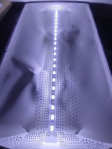 Una Tira De Led Hitachi Cdh-le43smart23 0